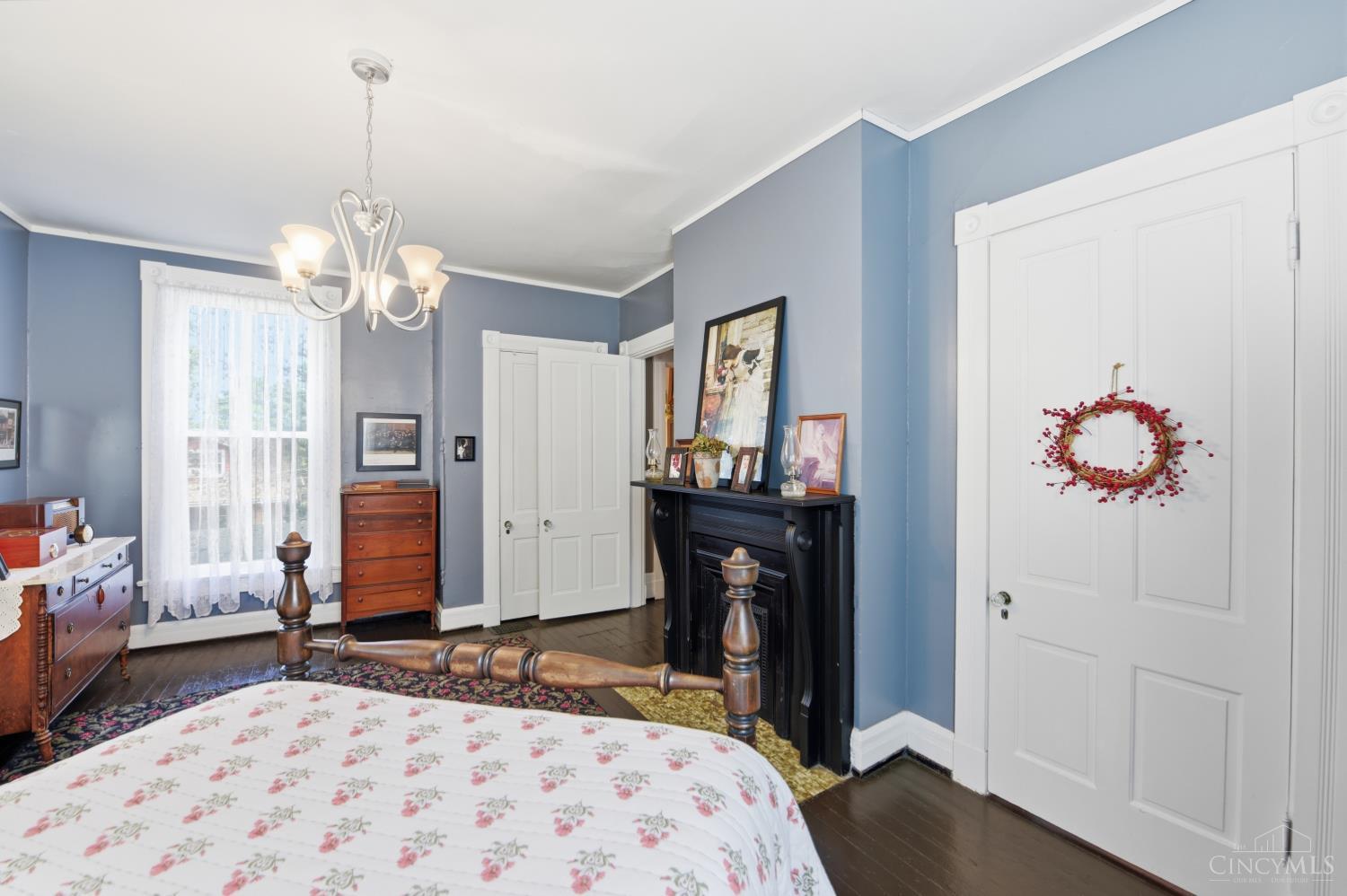 1505 Aster Place Property Photo 28