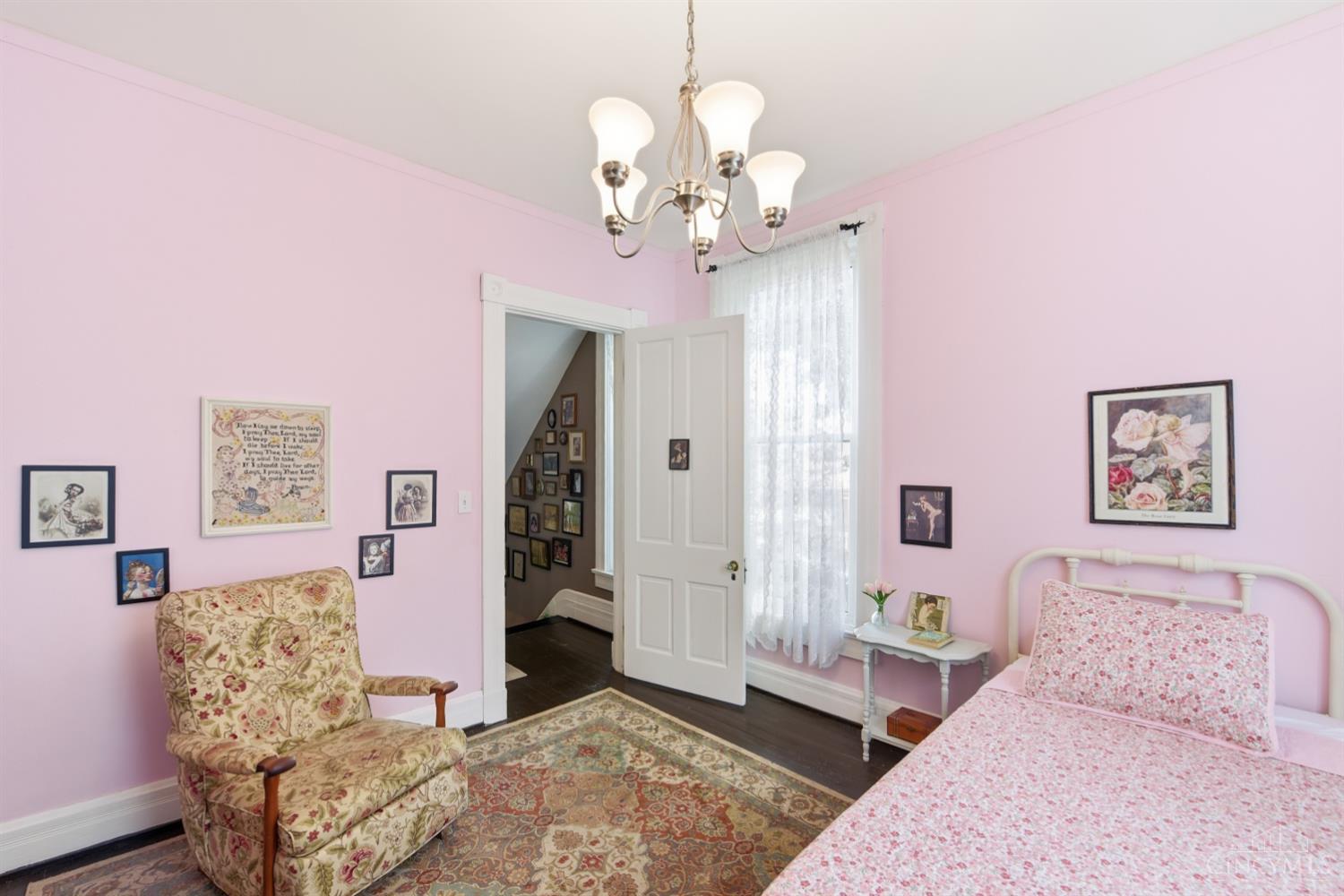 1505 Aster Place Property Photo 32