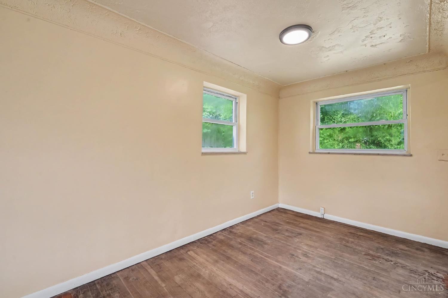 W 6100 Fordham Place Property Photo 3