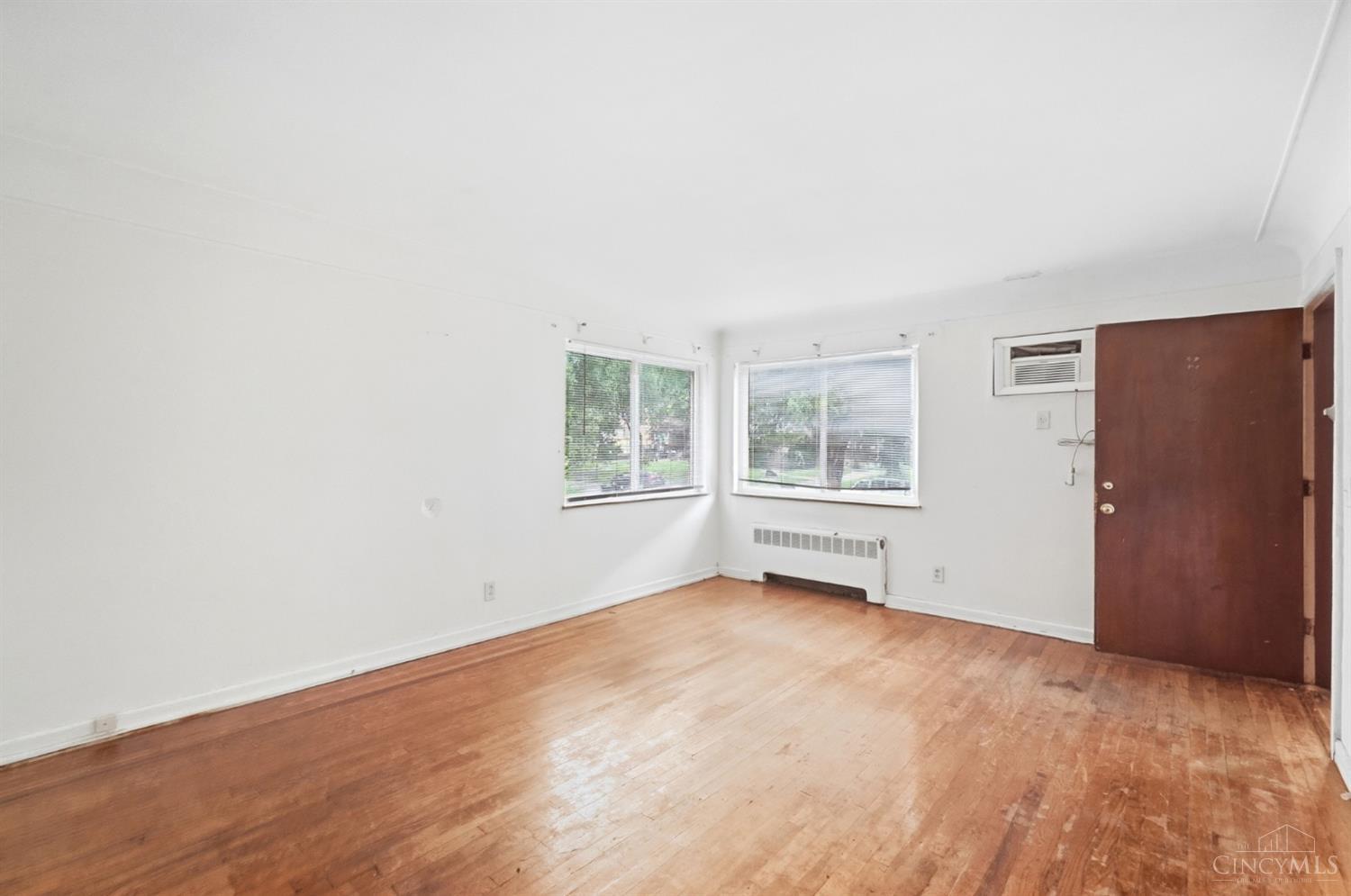 7131 Eastlawn Drive Property Photo 7
