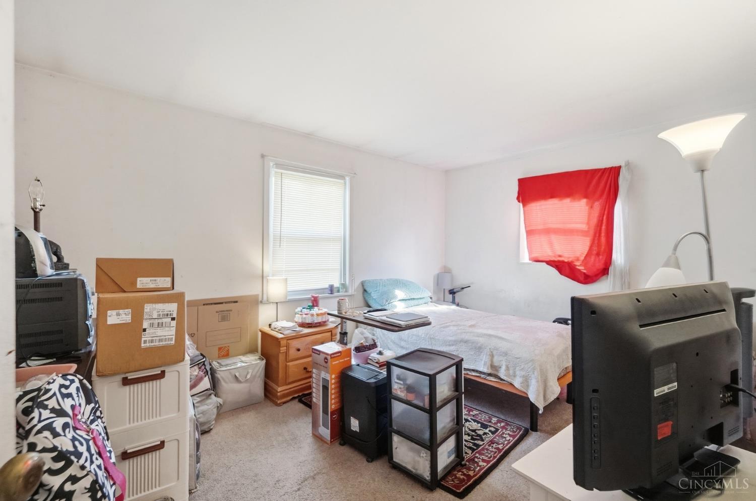866 Crowden Drive Property Photo 11