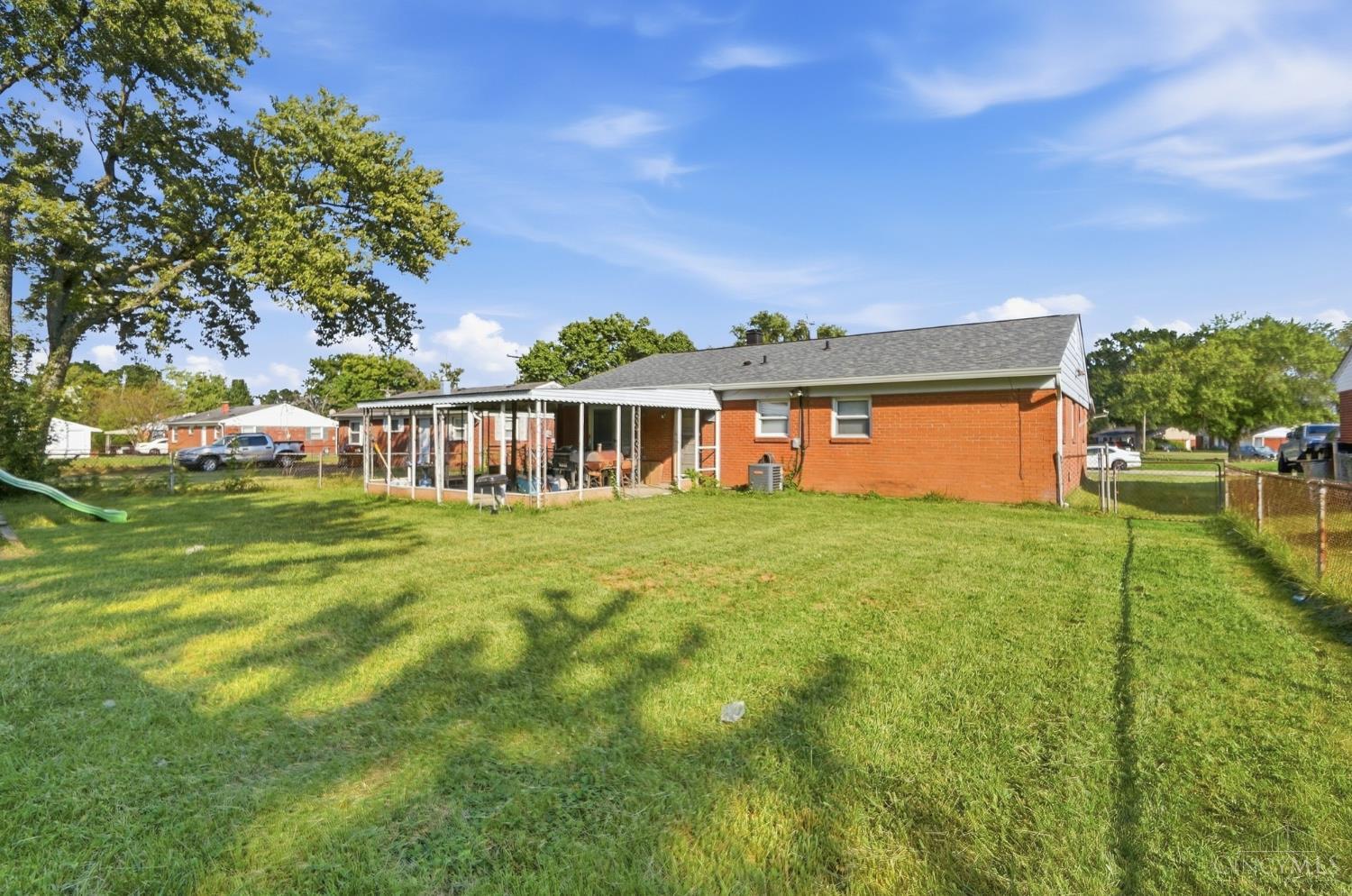 866 Crowden Drive Property Photo 16