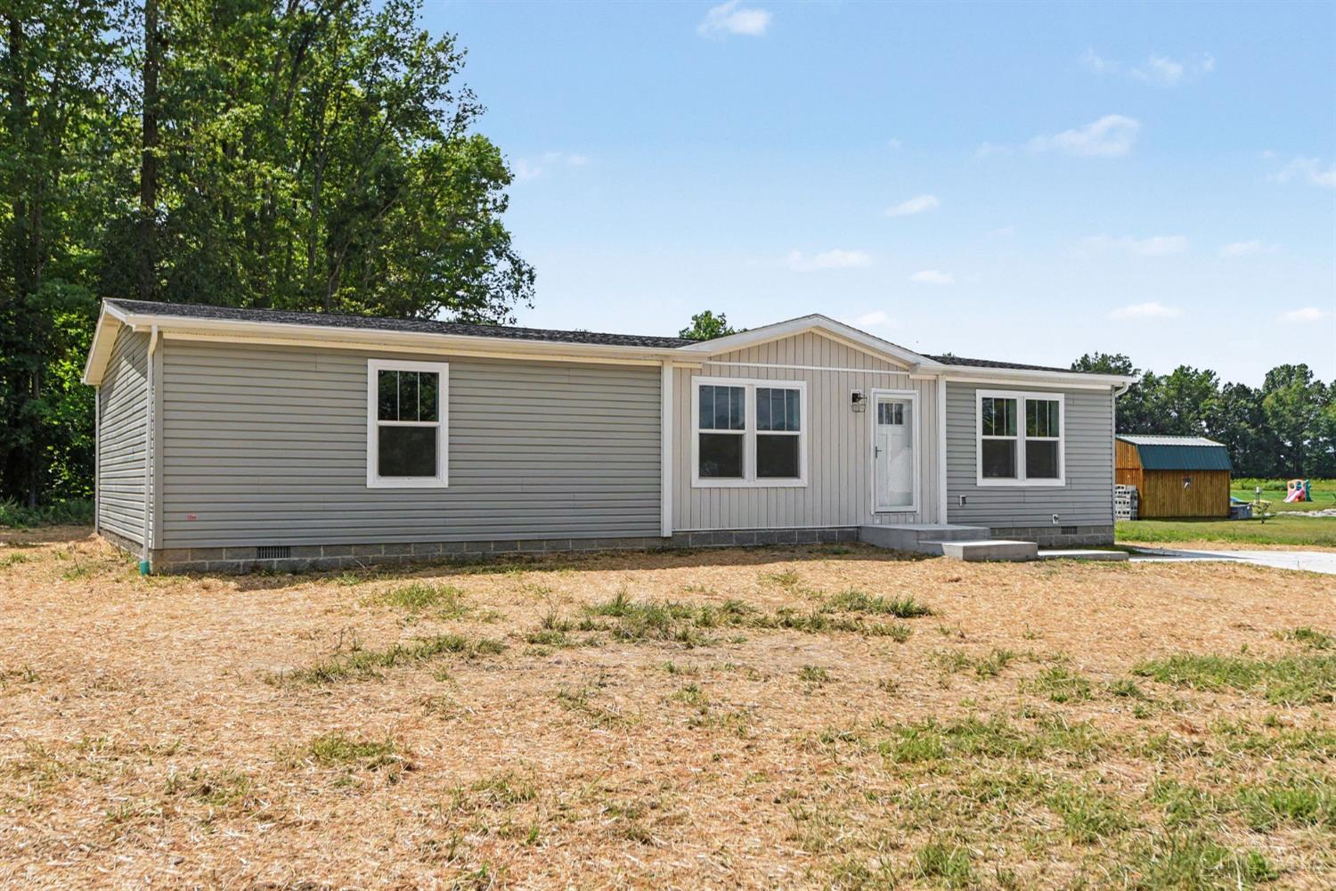 1724 Commissioners Way Property Photo 4