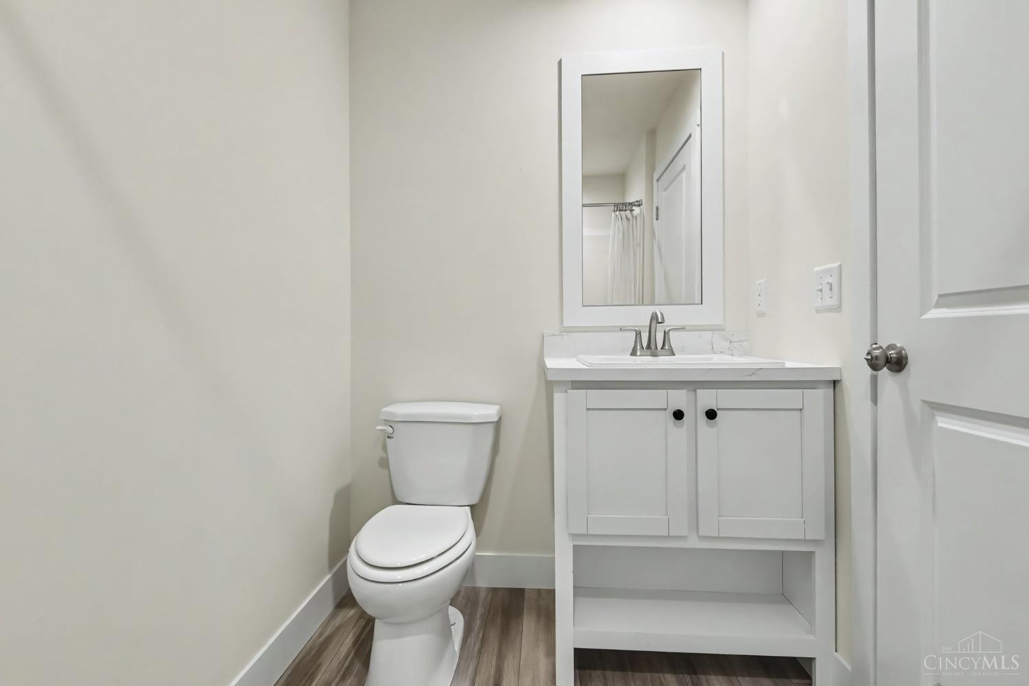 1724 Commissioners Way Property Photo 24