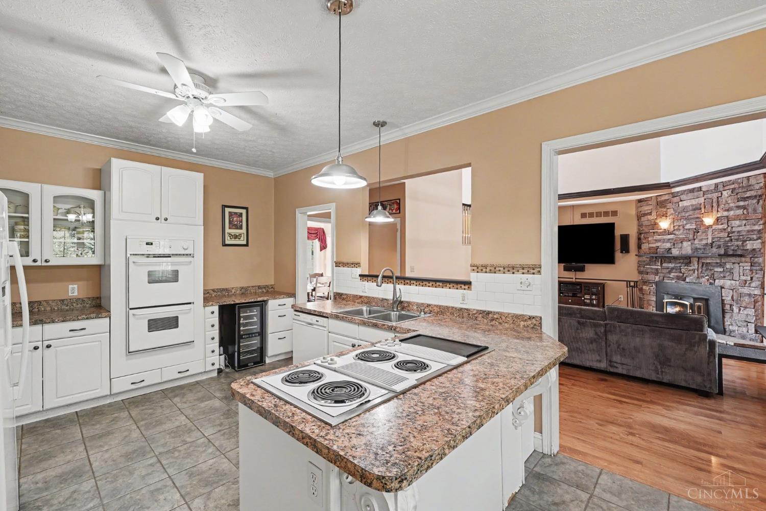 7833 Gardner Road Property Photo 8