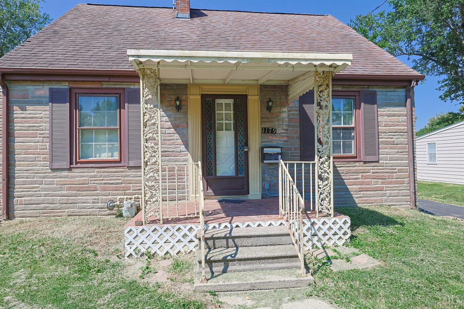 1179 Beacon Street Property Photo 3