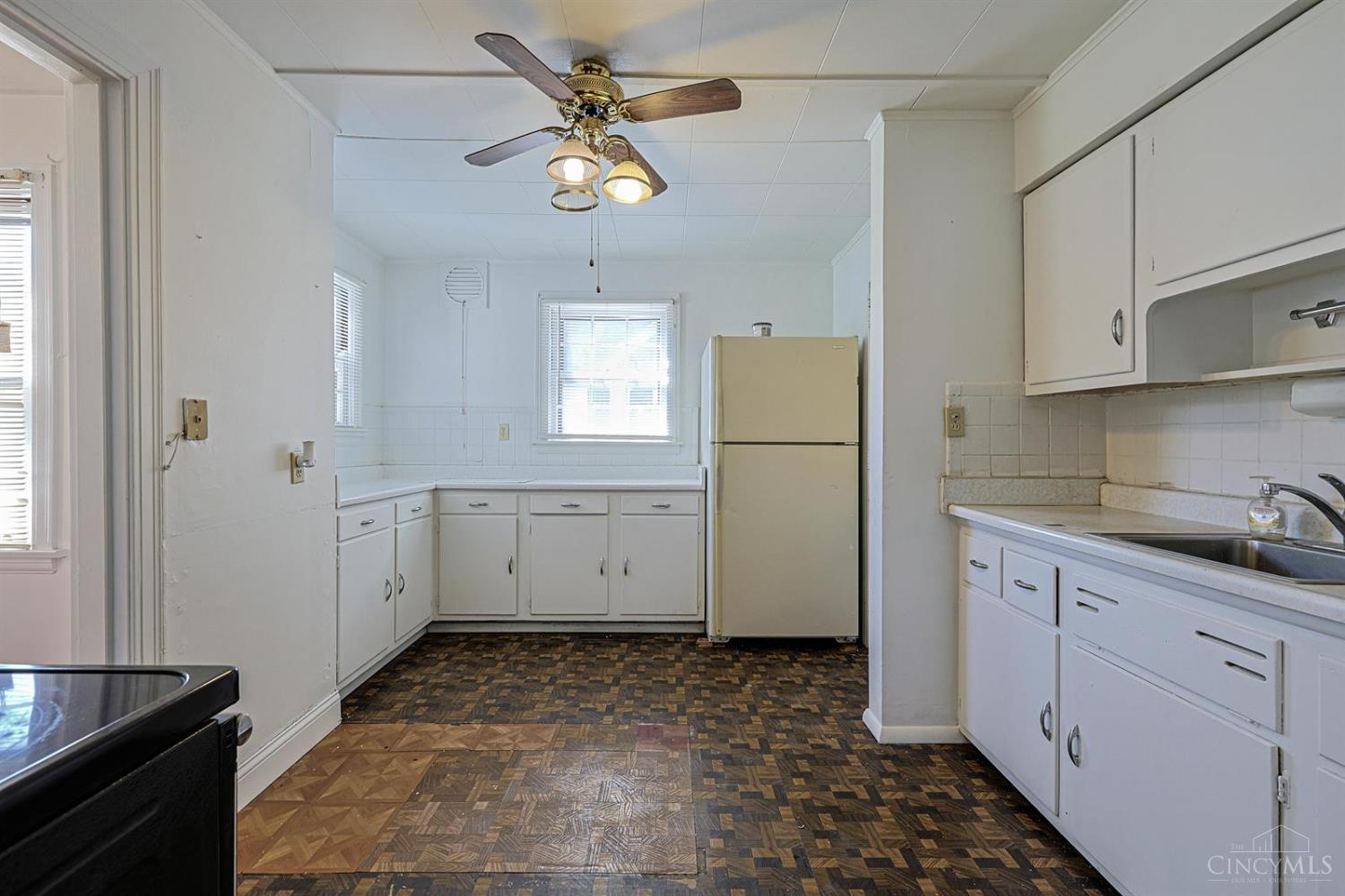 1179 Beacon Street Property Photo 11