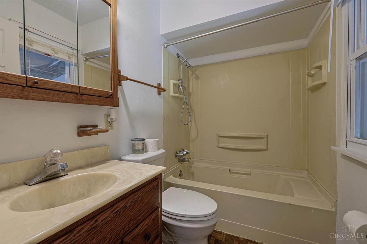 1179 Beacon Street Property Photo 25