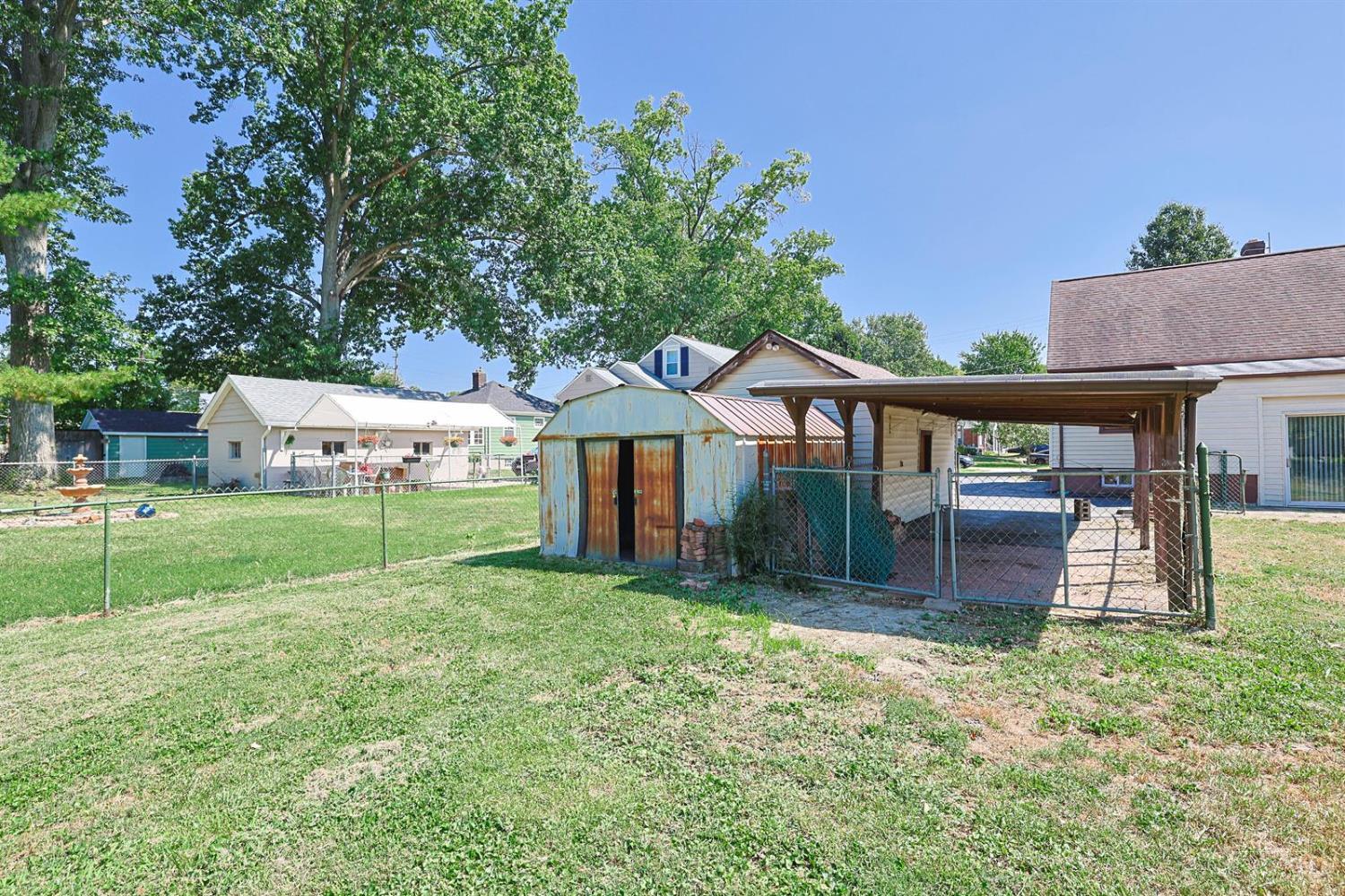 1179 Beacon Street Property Photo 34