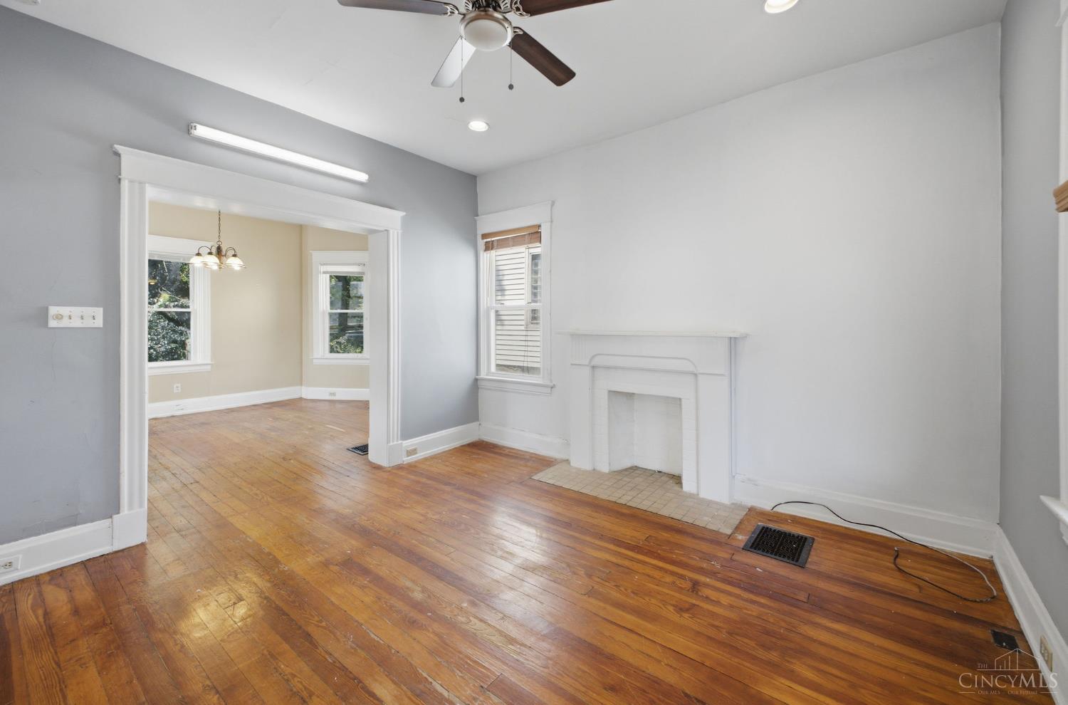 3009 Marshall Avenue Property Photo 9