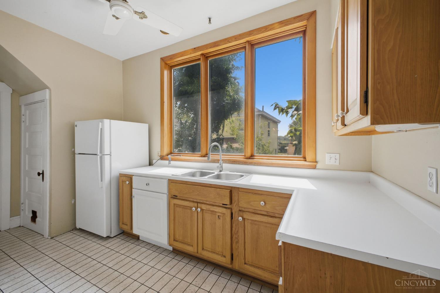 3009 Marshall Avenue Property Photo 12
