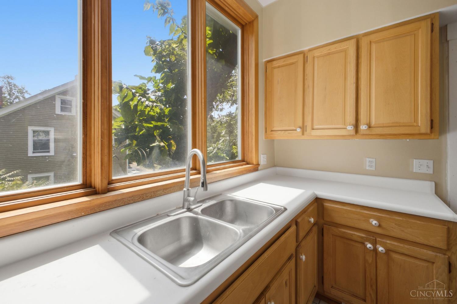 3009 Marshall Avenue Property Photo 14