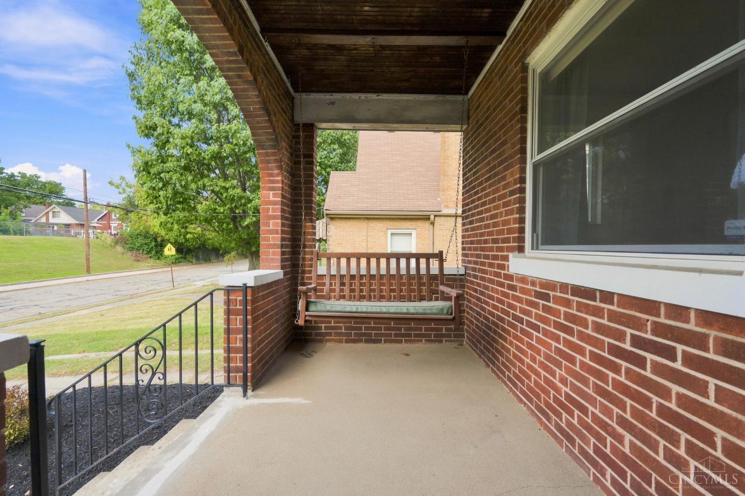 4056 Mcfarran Avenue Property Photo 2
