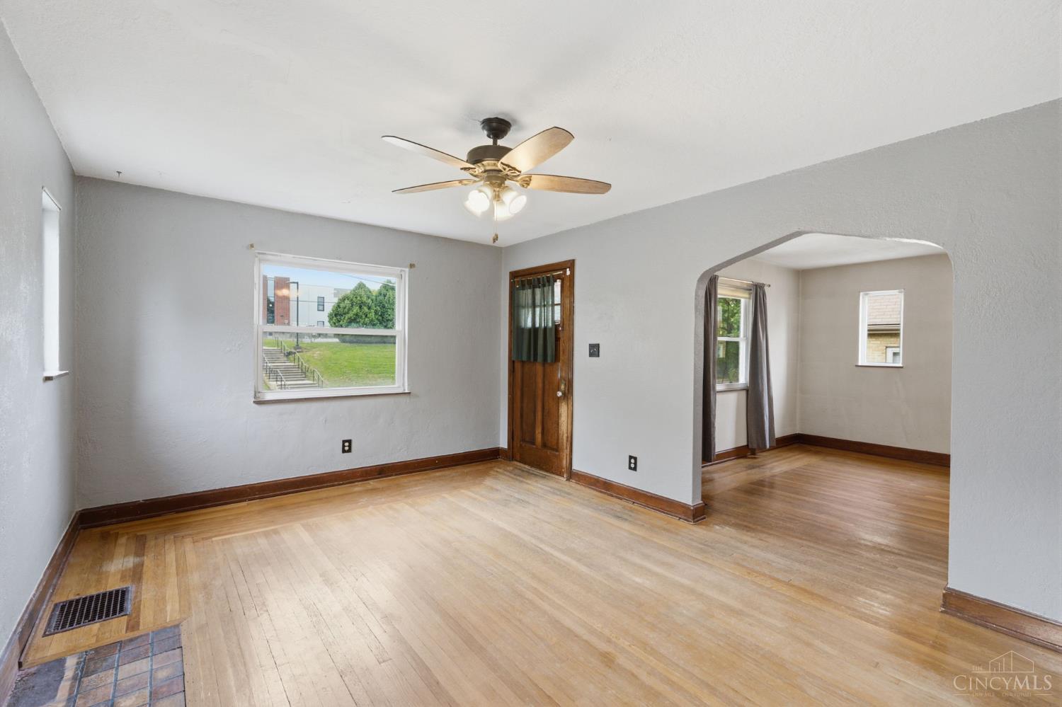 4056 Mcfarran Avenue Property Photo 3