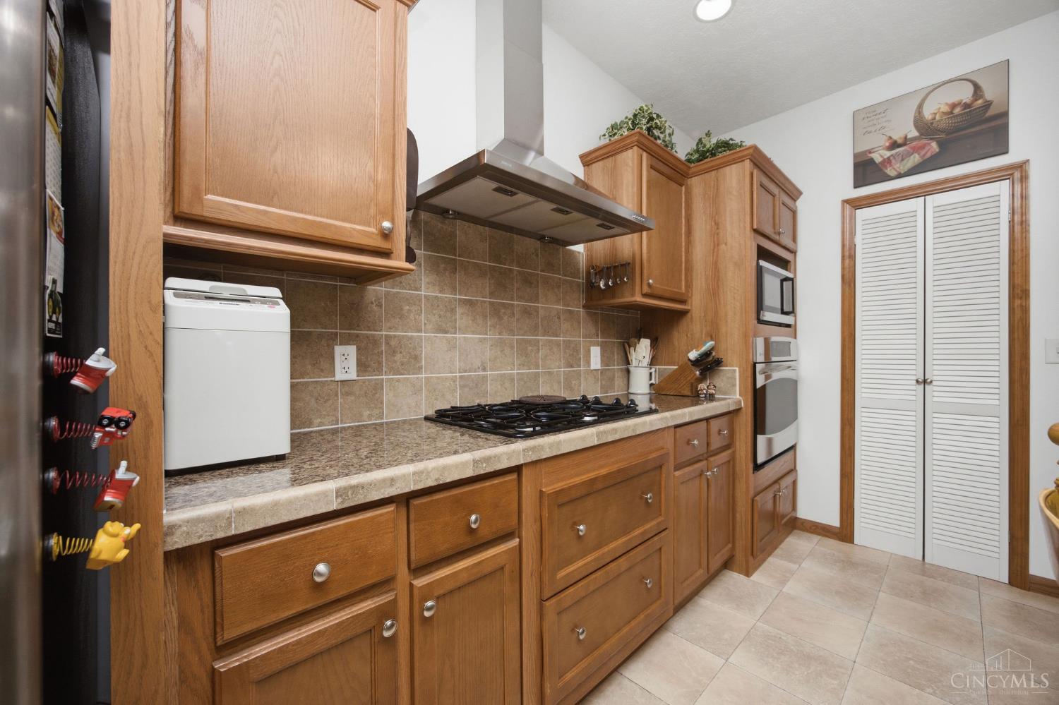 6790 Junction Road Property Photo 10