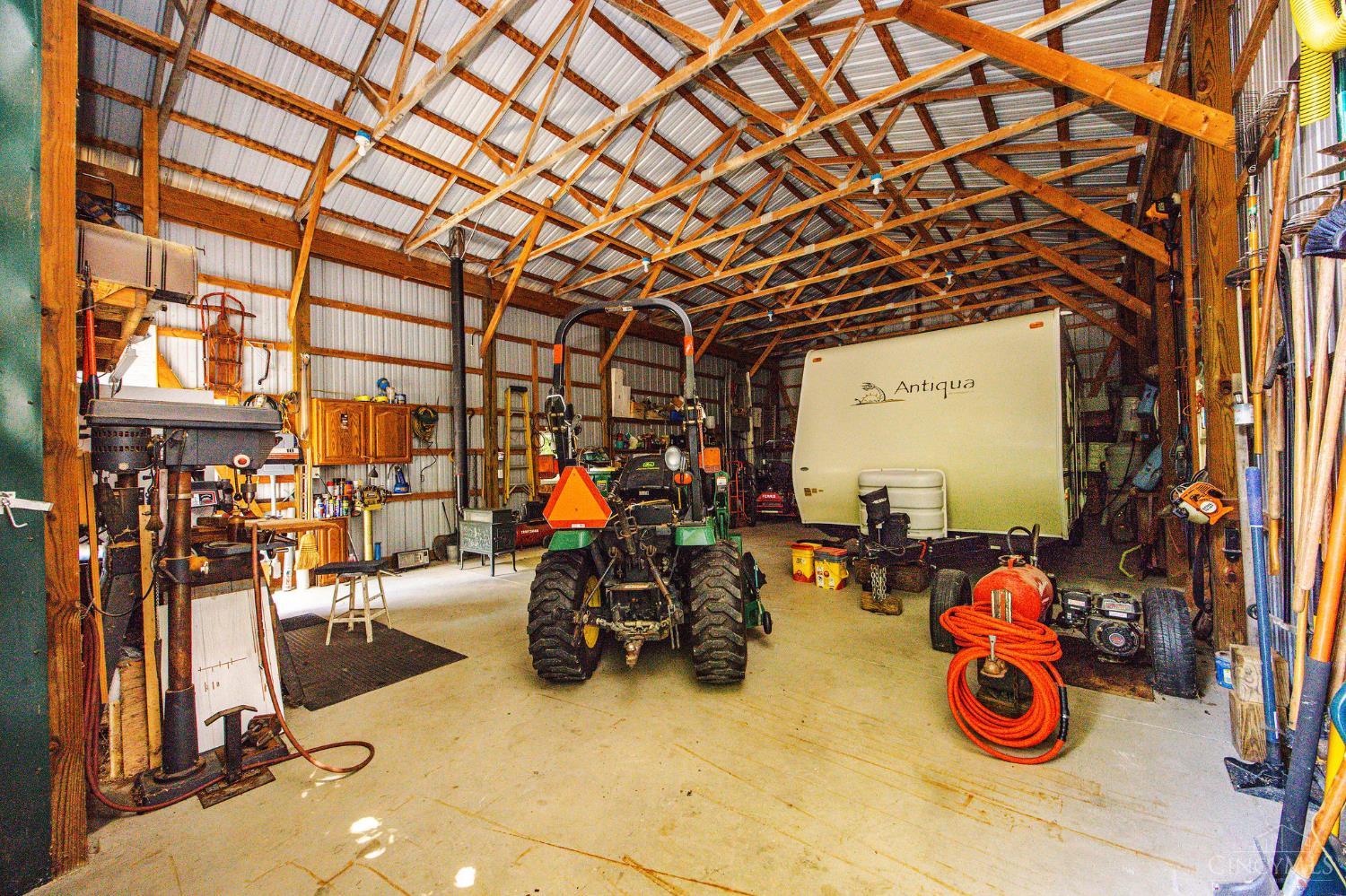 6790 Junction Road Property Photo 37