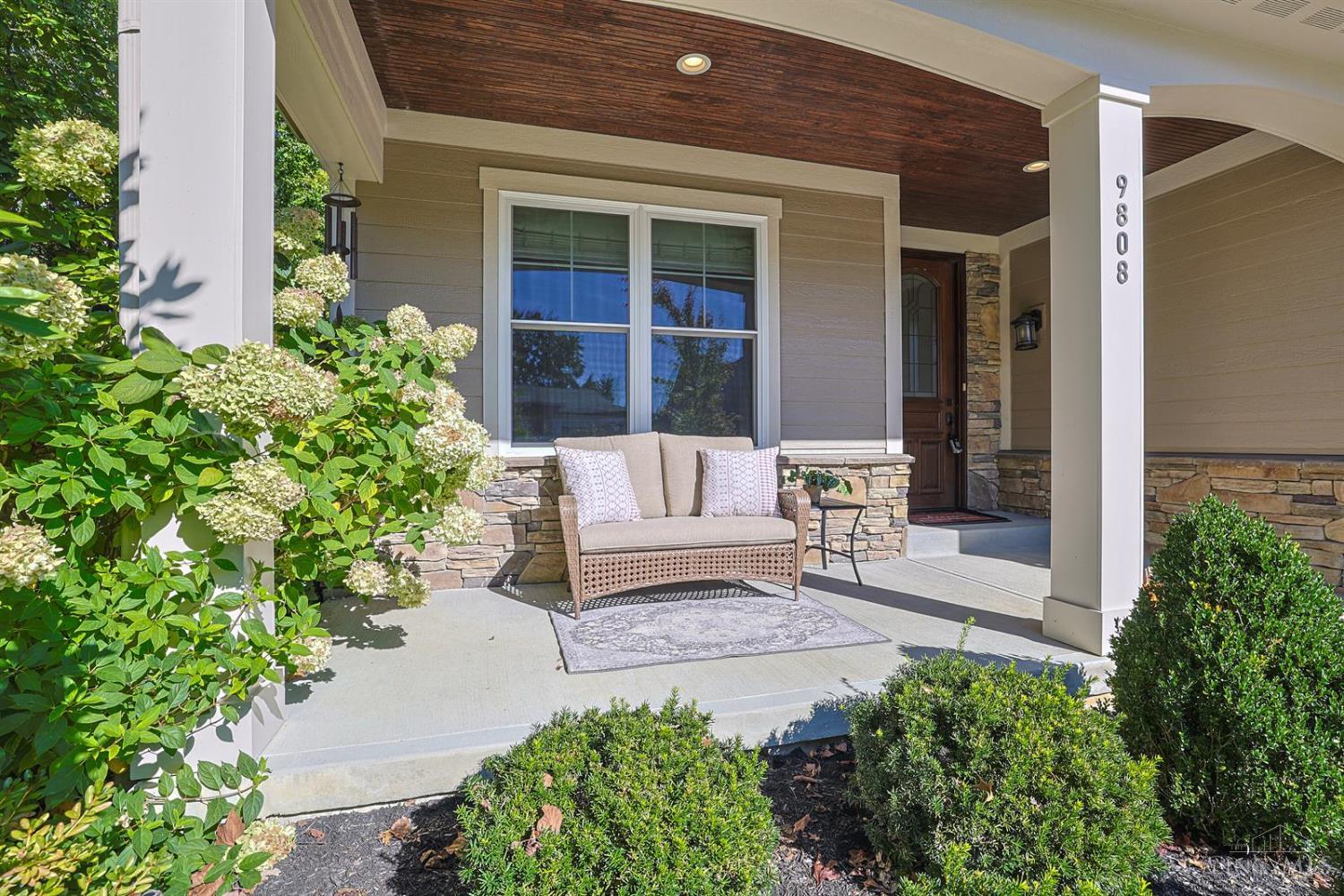 9808 Orchard Trail Property Photo 3