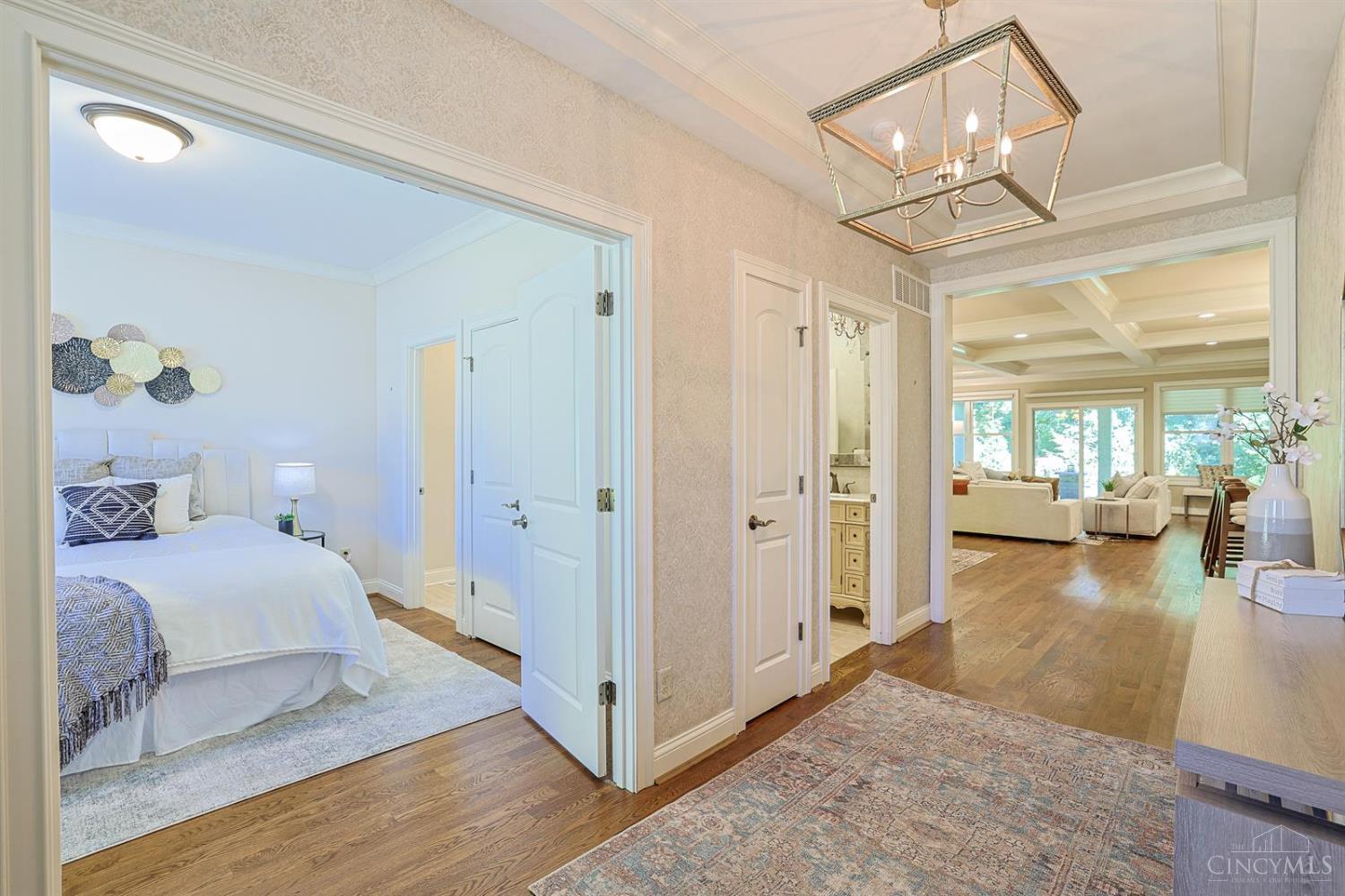 9808 Orchard Trail Property Photo 5