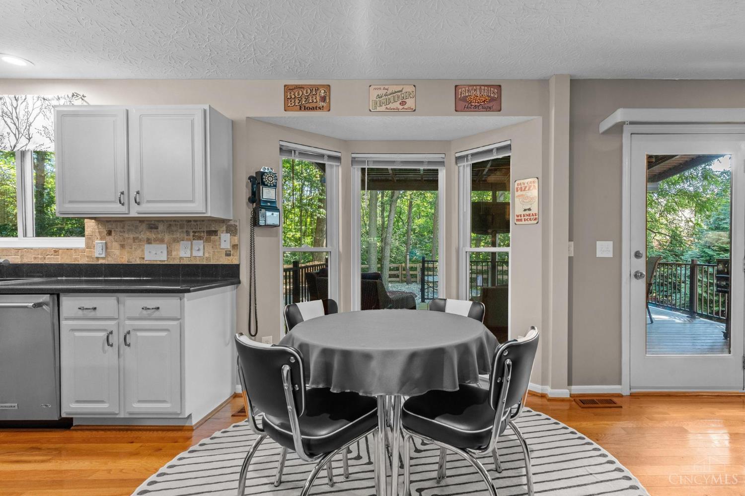 6486 Pickering Grove Property Photo 23