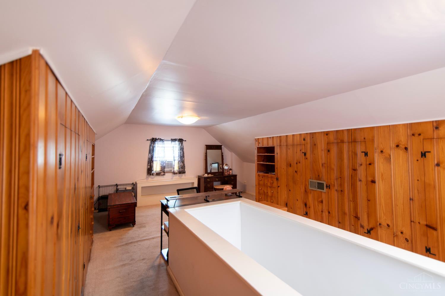 8104 Lake Avenue Property Photo 9