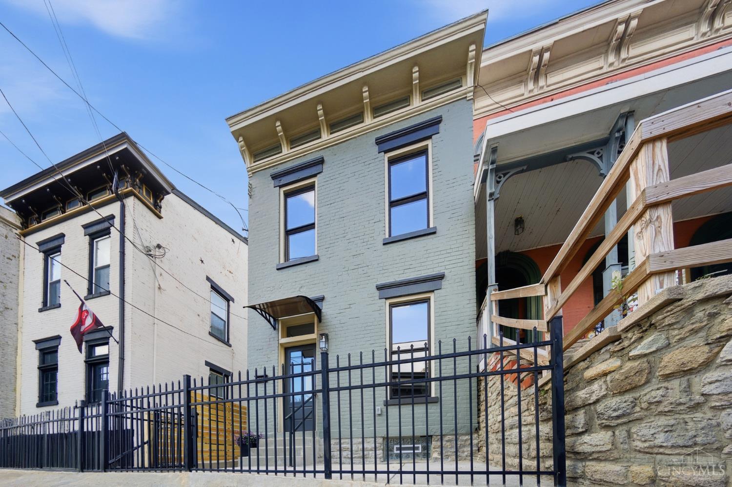 1707 Highland Avenue Property Photo 1