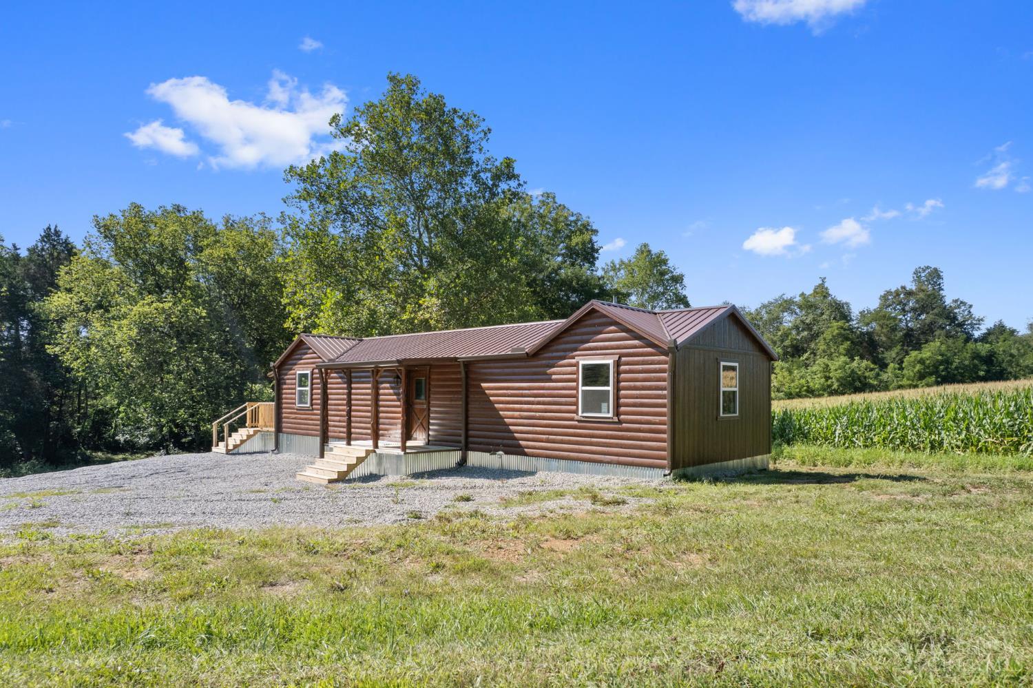 573 Hackleshin Road Property Photo 1