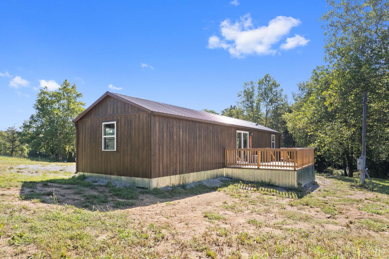 573 Hackleshin Road Property Photo 7
