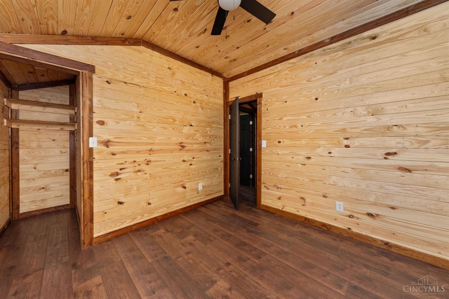 573 Hackleshin Road Property Photo 20