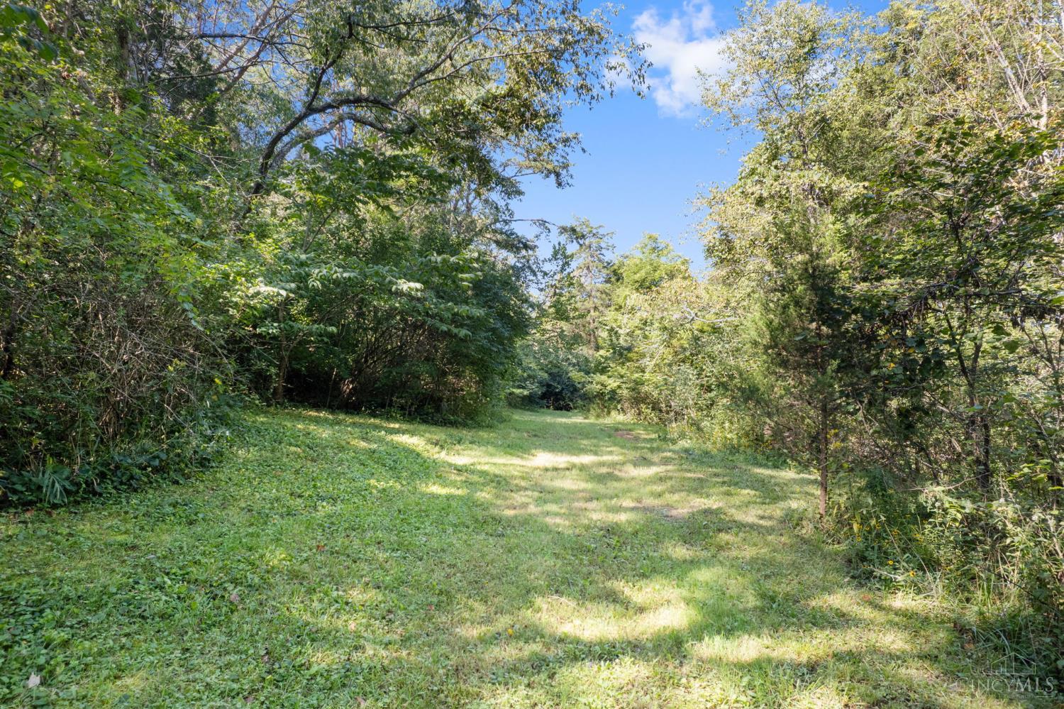 573 Hackleshin Road Property Photo 31
