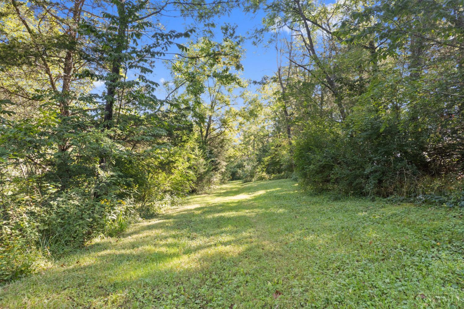 573 Hackleshin Road Property Photo 32