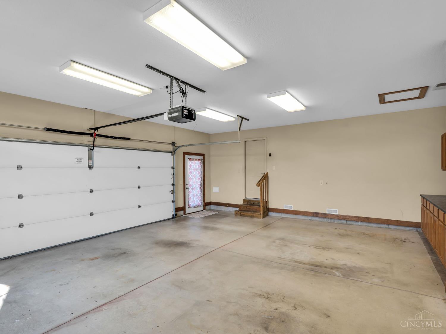 382 Sunset Drive Property Photo 29