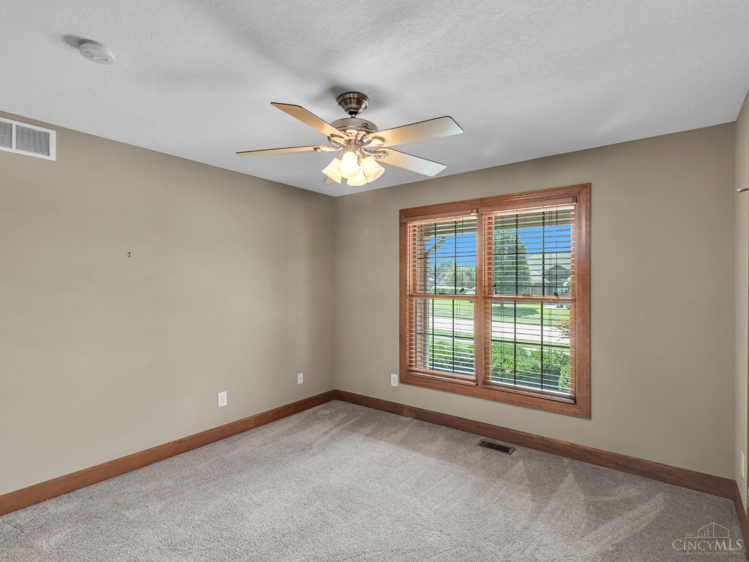 382 Sunset Drive Property Photo 39