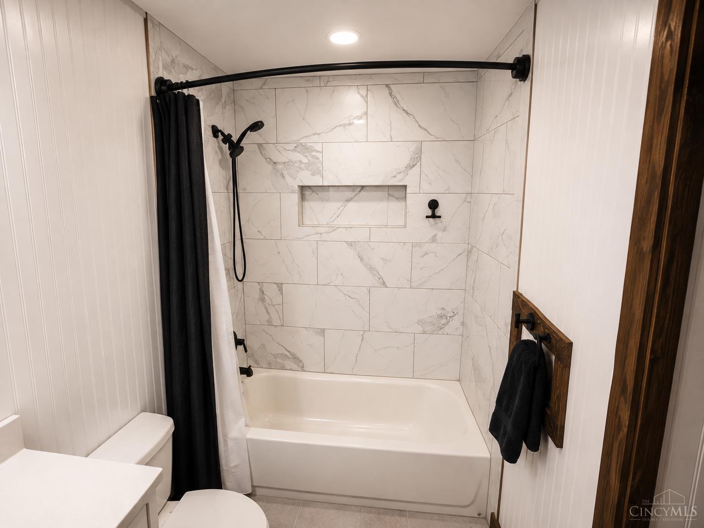 949 Wylie Road Property Photo 13