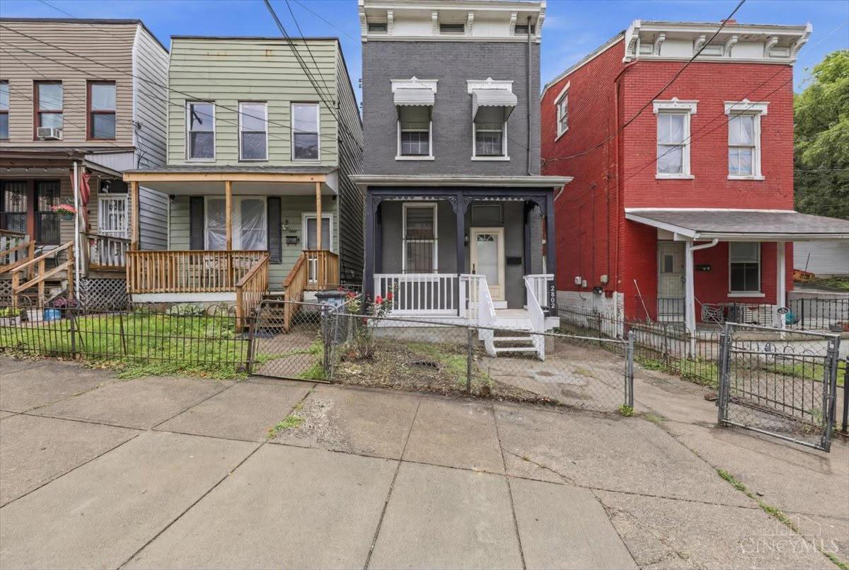 2502 Halstead Street Property Photo 1