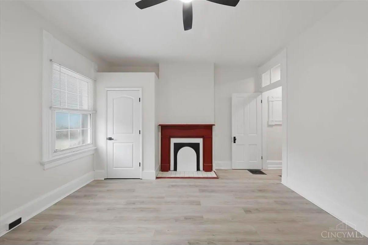 2502 Halstead Street Property Photo 14