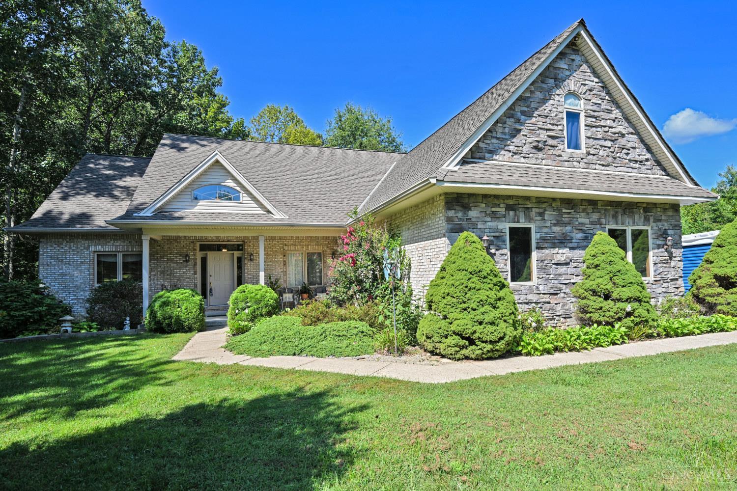 1484 Monroe Farms Lane Property Photo 1