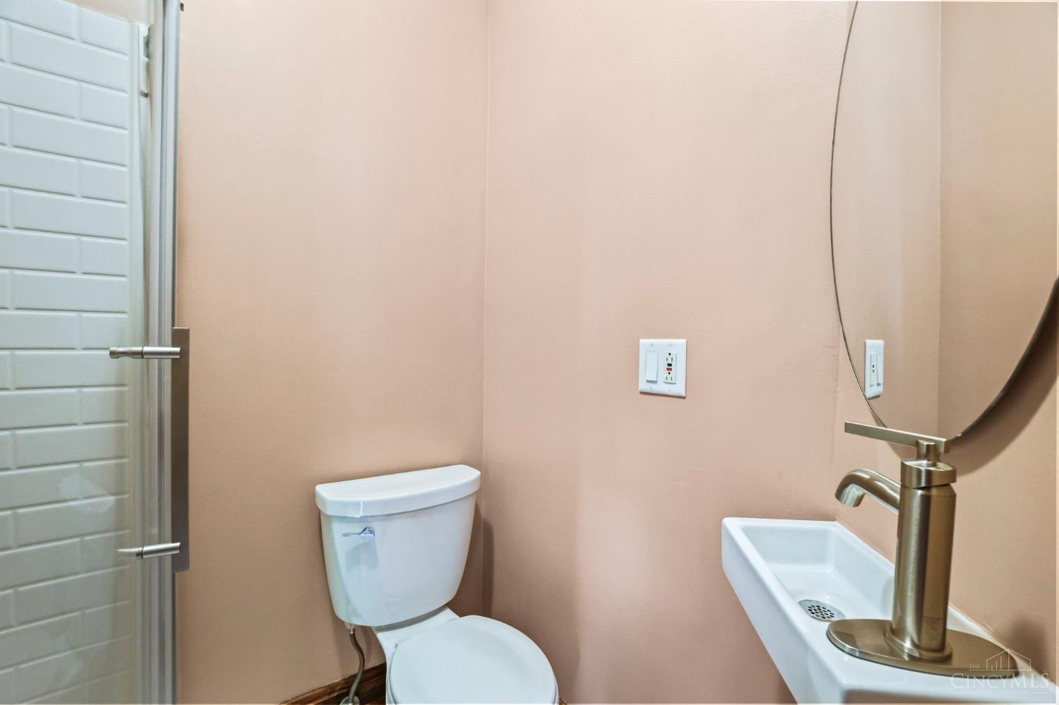 413 First Avenue Property Photo 28