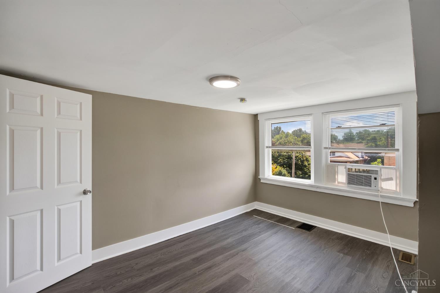 820 Cleveland Avenue Property Photo 28