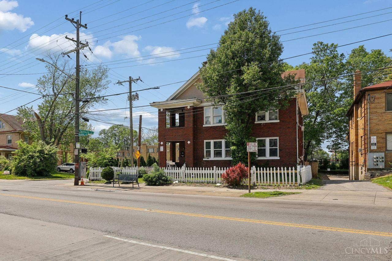 4829 Reading Road Property Photo 2