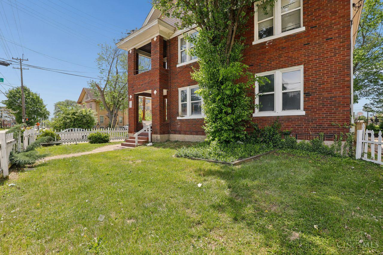 4829 Reading Road Property Photo 9