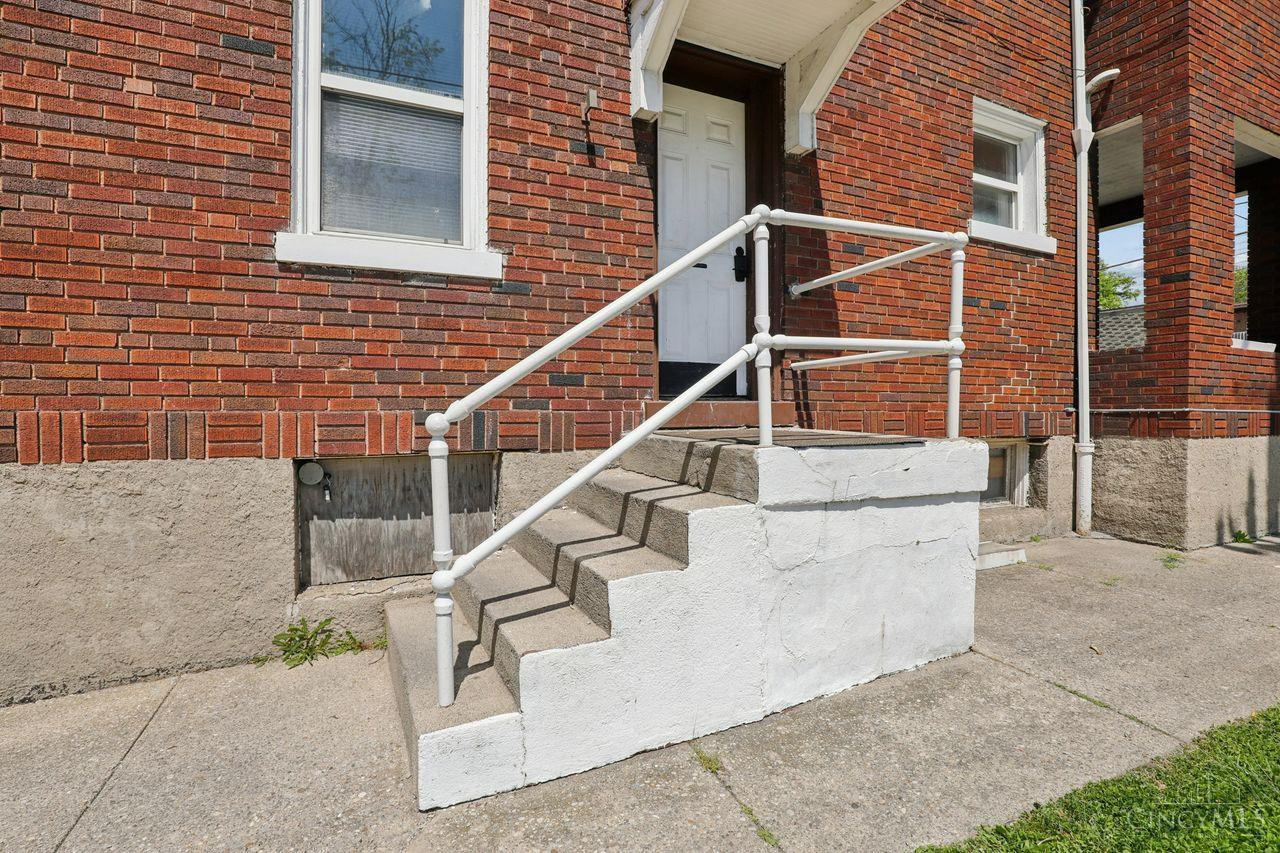 4829 Reading Road Property Photo 11
