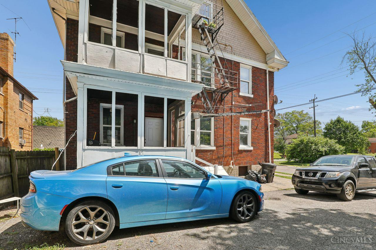 4829 Reading Road Property Photo 13