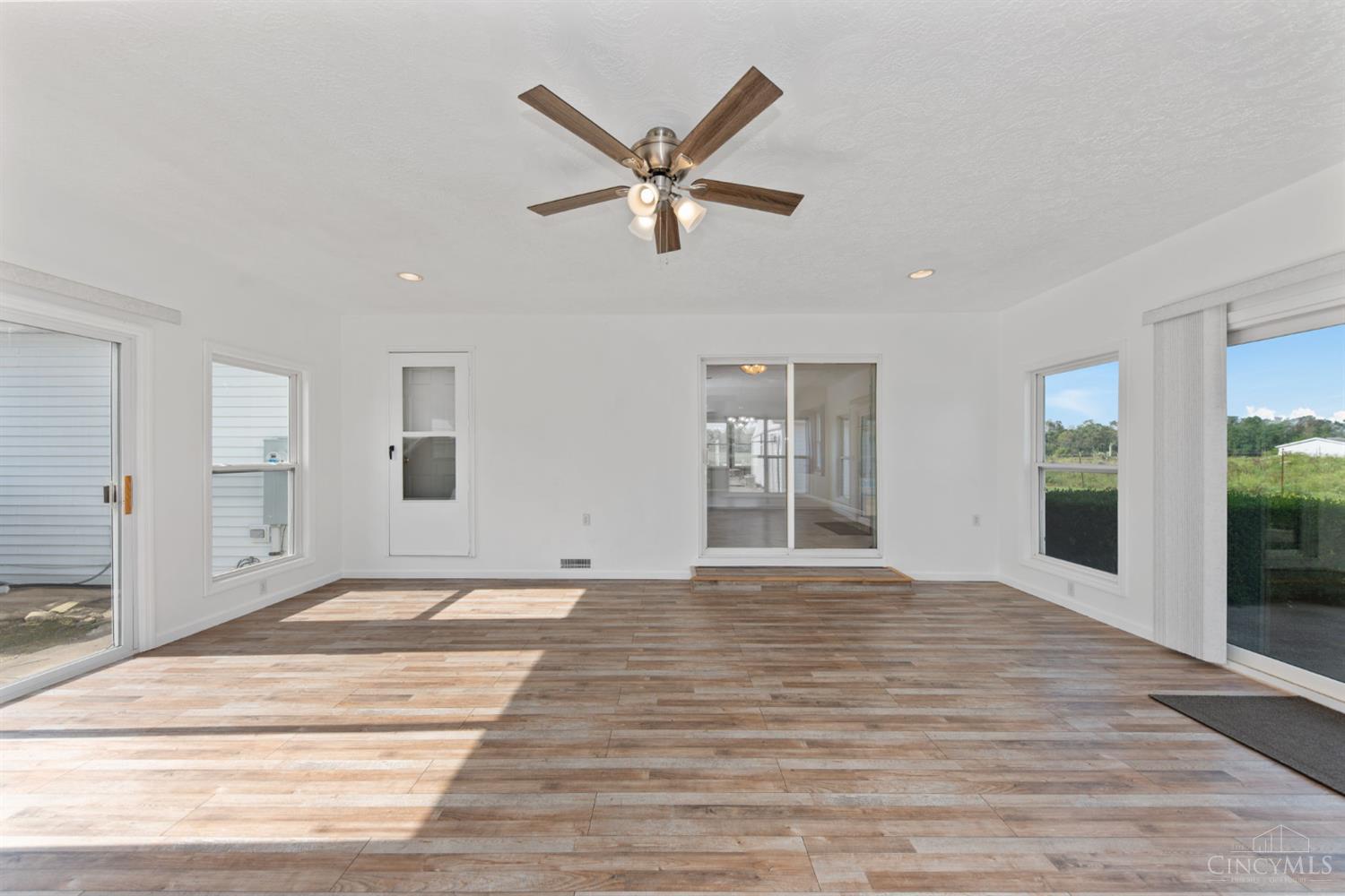 9377 Tri County Highway Property Photo 7