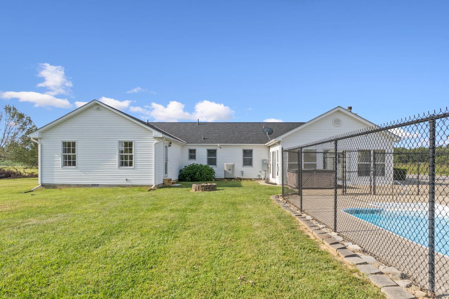 9377 Tri County Highway Property Photo 44