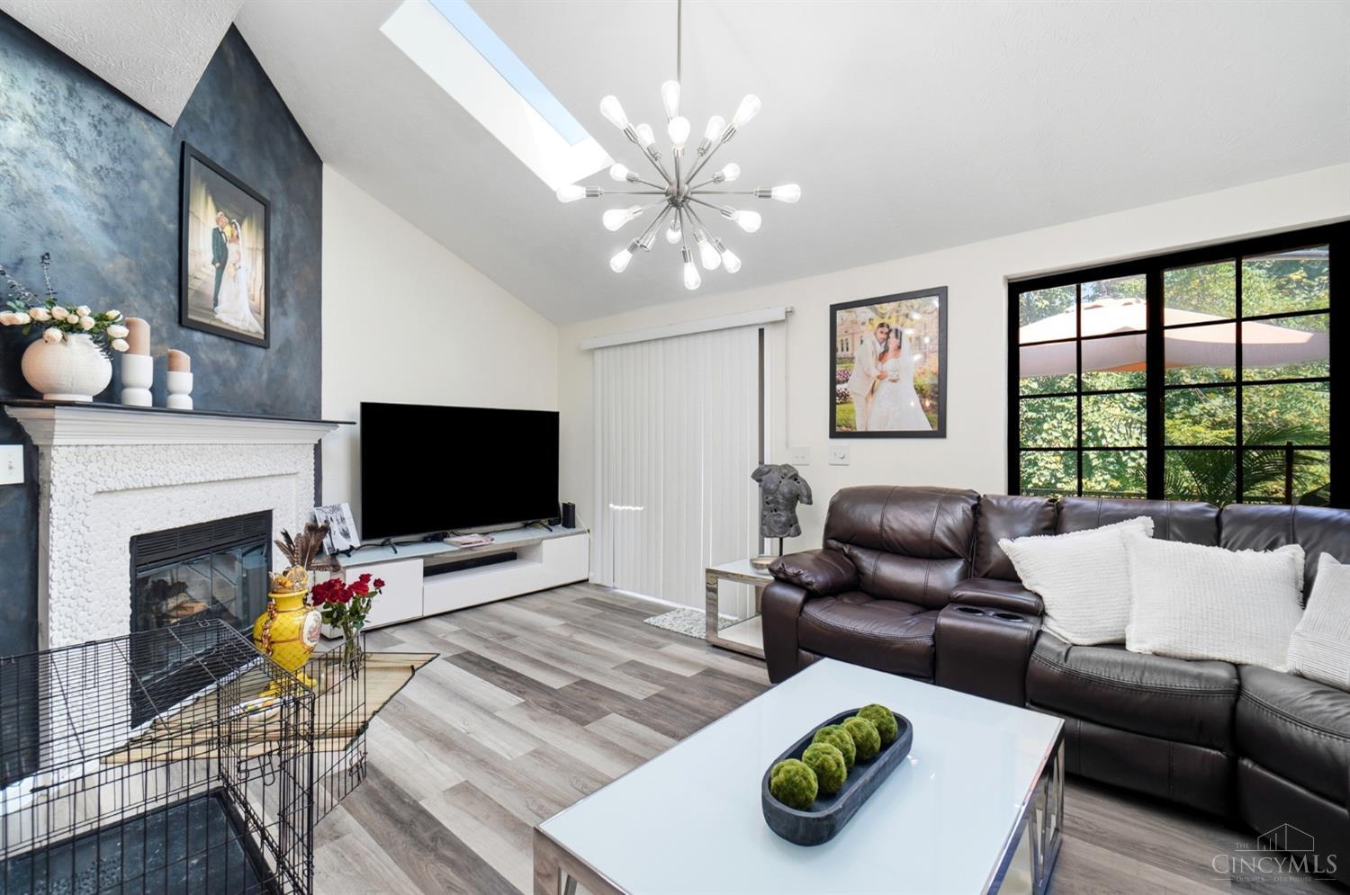 5462 Victorian Way Property Photo 4