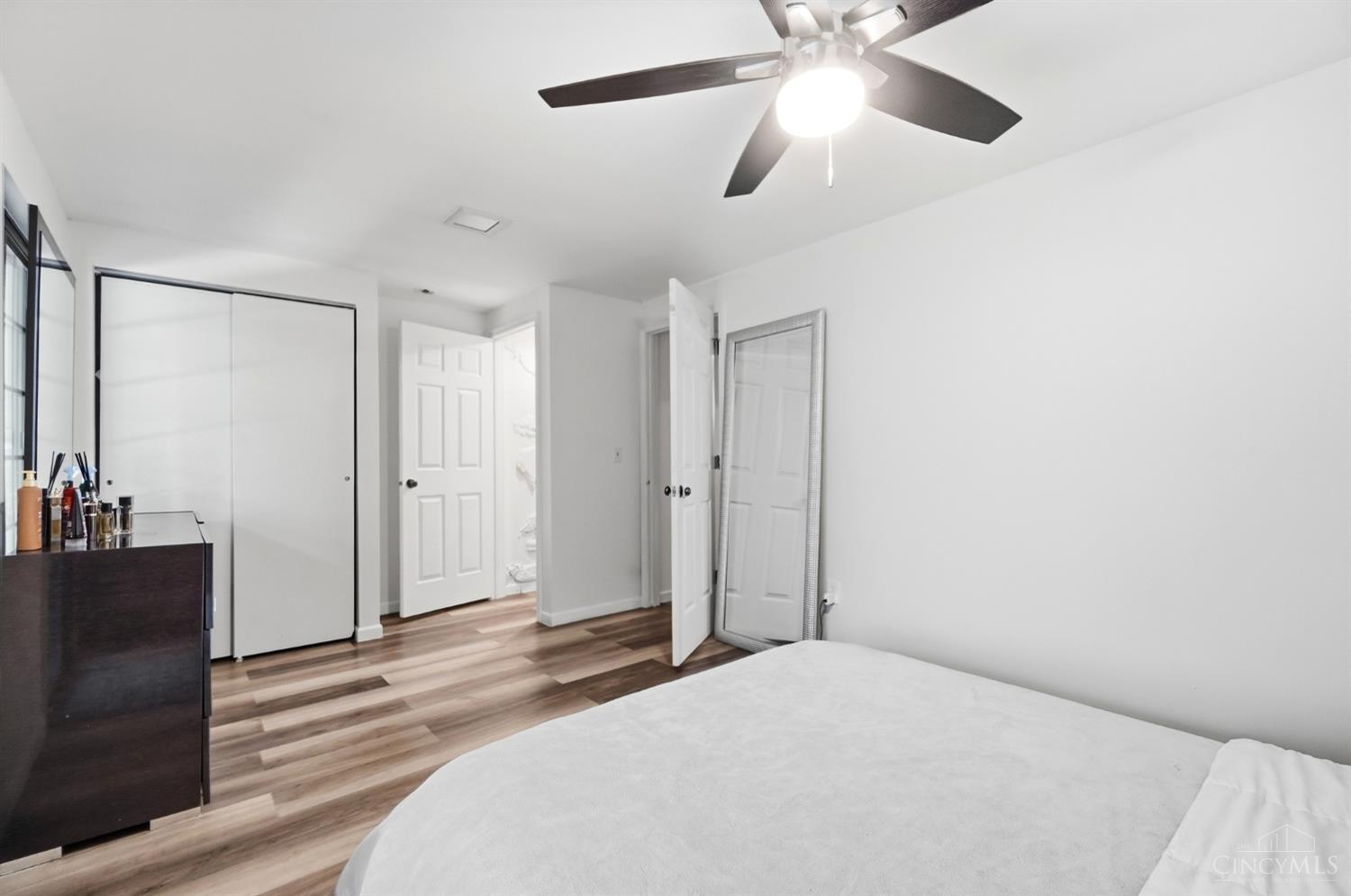 5462 Victorian Way Property Photo 22