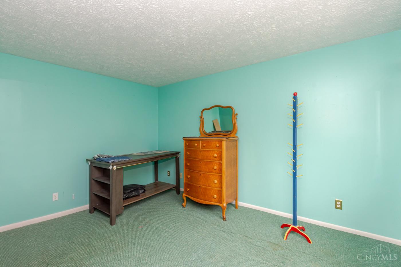 7663 Brams Hill Drive Property Photo 16