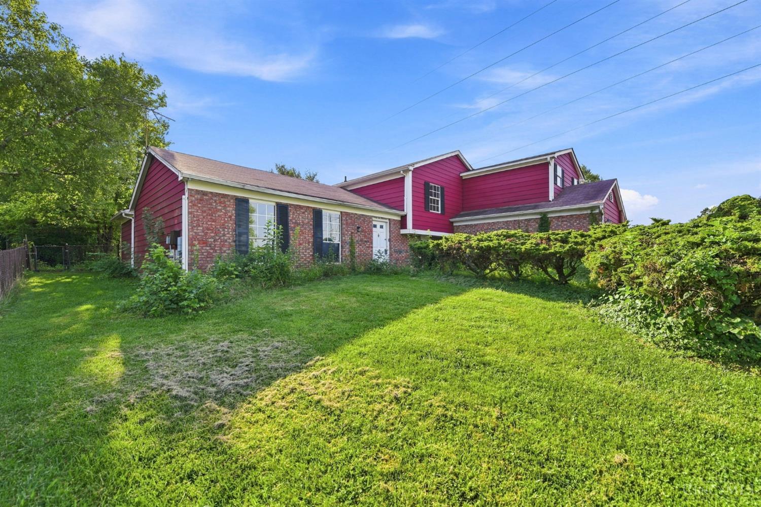 6200 Benzing Drive Property Photo 2