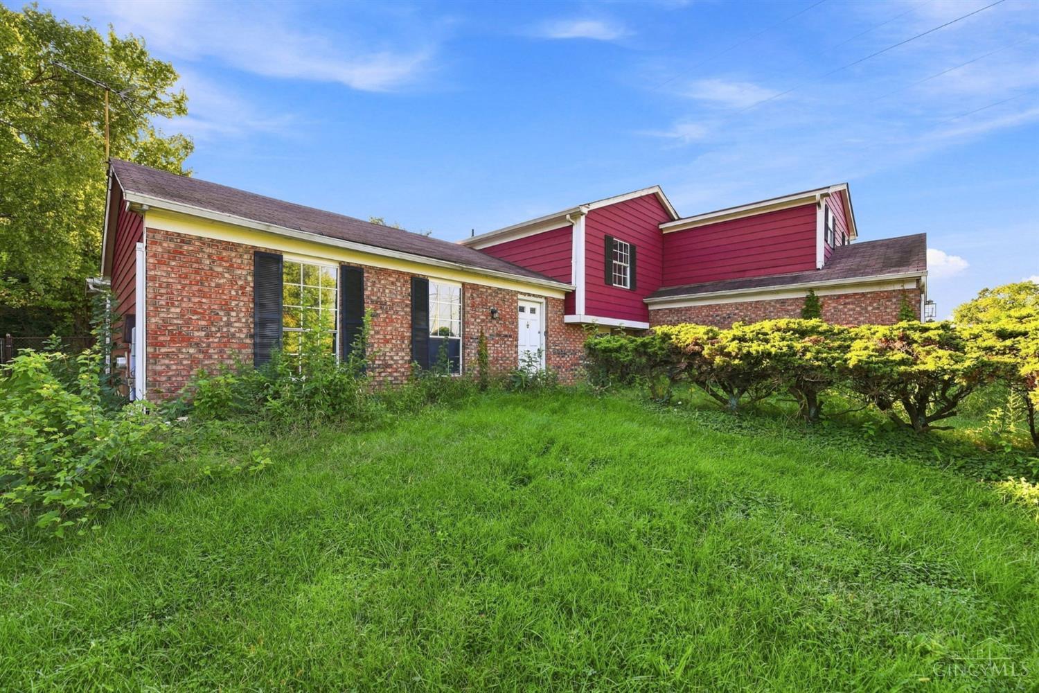 6200 Benzing Drive Property Photo 3