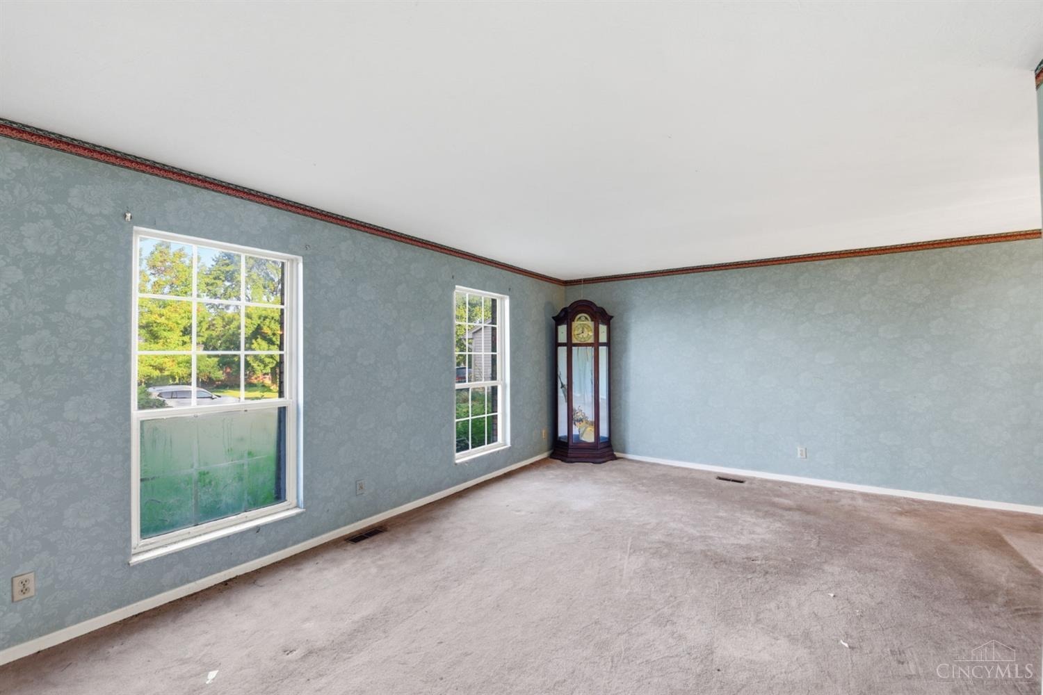 6200 Benzing Drive Property Photo 7